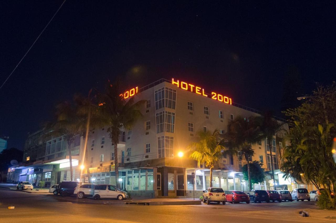 Hotel 2001 Мапуто Екстериор снимка